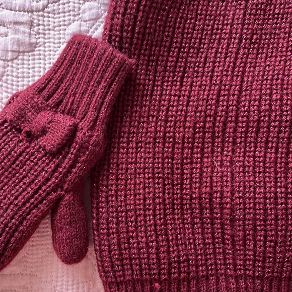 Girl hat, gloves and neck warmer - Picture 2 of 2